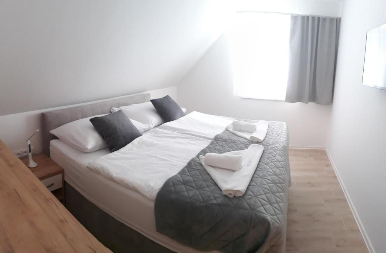 Apartmanovy Dum Na Kolonade Lednice Exterior photo